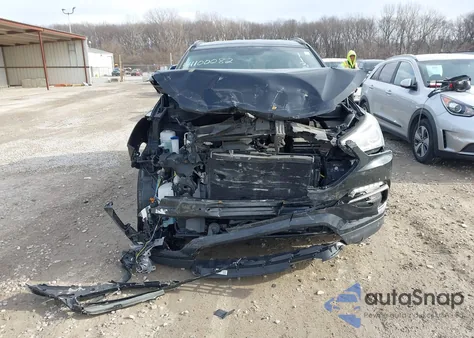 2017 Hyundai Santa Fe Sport 2.4L from USA, damaged, VIN 5NMZUDLB3HH011358